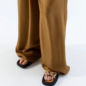 Miista Laranya beige sandal